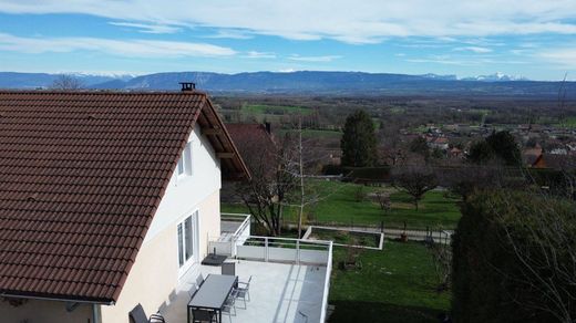 Luxus-Haus in Péron, Ain