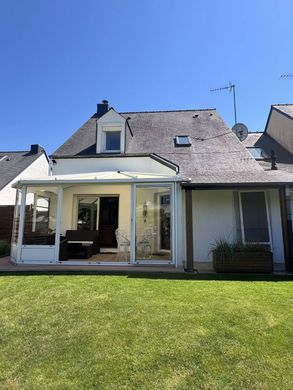 Luksusowy dom w Larmor-Plage, Morbihan