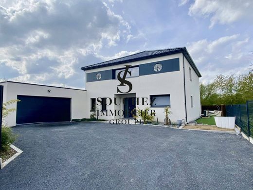 Luxury home in Vimy, Pas-de-Calais