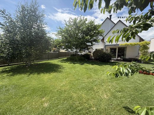 Luxury home in Niederhausbergen, Bas-Rhin