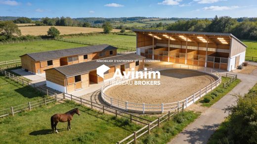 Land in Buhy, Val d'Oise