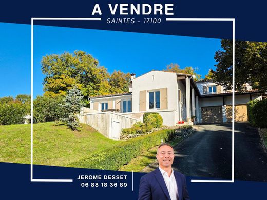 Luxury home in Saintes, Charente-Maritime