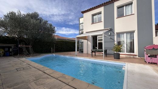 Casa de lujo en Cabestany, Pirineos Orientales