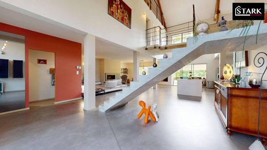 Luxury home in Châlonvillars, Haute-Saône