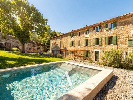 Casa di lusso a Fontaine-de-Vaucluse, Vaucluse