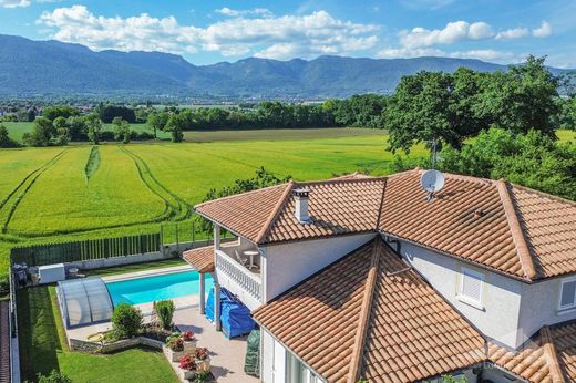 Casa di lusso a Ornex, Ain