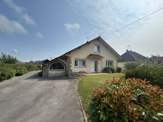 Luxury home in Cucq, Pas-de-Calais