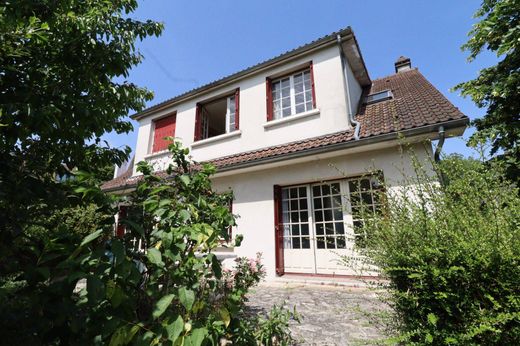 Элитный дом, Louveciennes, Yvelines