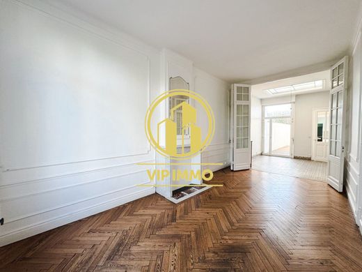 Luxury home in Mouvaux, North