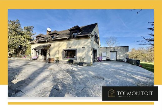 Casa di lusso a Plailly, Oise