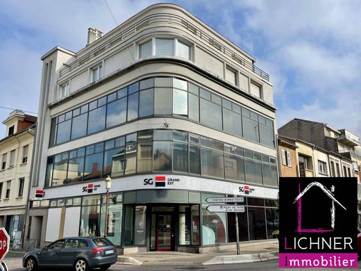 Edificio en Saint-Avold, Mosela