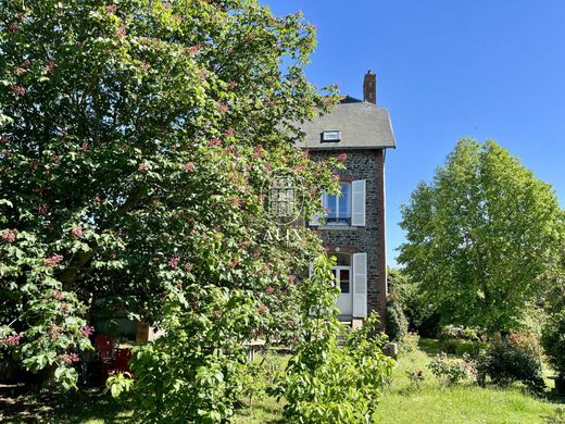 Luxury home in Binic, Côtes-d'Armor