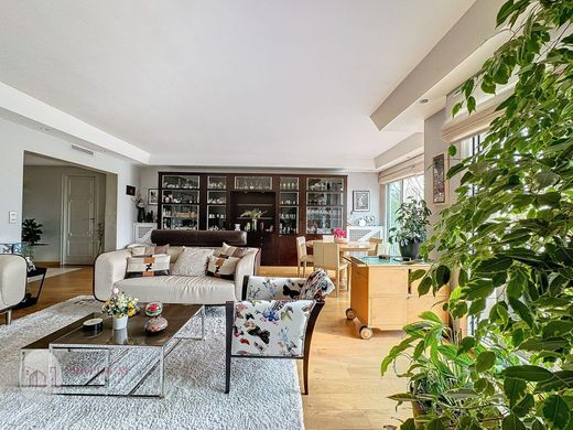 Apartment / Etagenwohnung in La Muette, Auteuil, Porte Dauphine, Paris