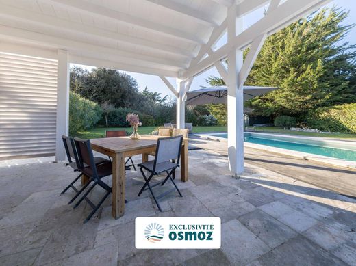 Luxury home in La Flotte, Charente-Maritime