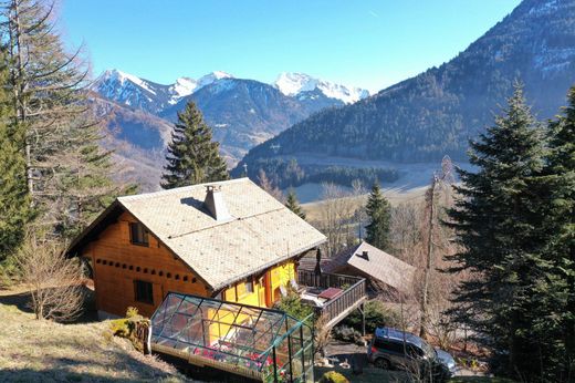 Luxe woning in Seytroux, Haute-Savoie