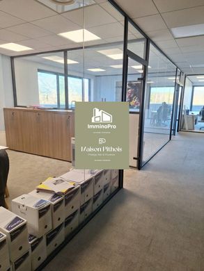 Office in Aubagne, Bouches-du-Rhône