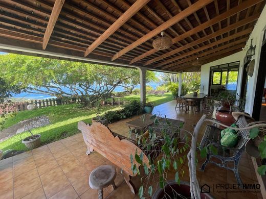 Luxe woning in Punaauia, Îles du Vent