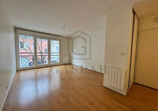 Luksusowy dom w Issy-les-Moulineaux, Hauts-de-Seine