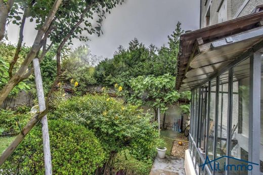 Appartamento a Saint-Maur-des-Fossés, Val-de-Marne