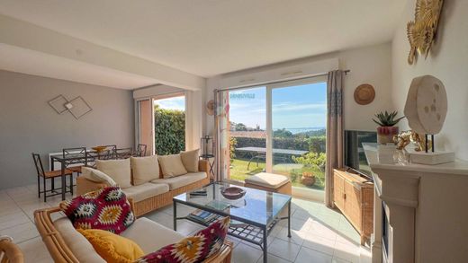 Πολυτελή κατοικία σε Les Issambres, Var