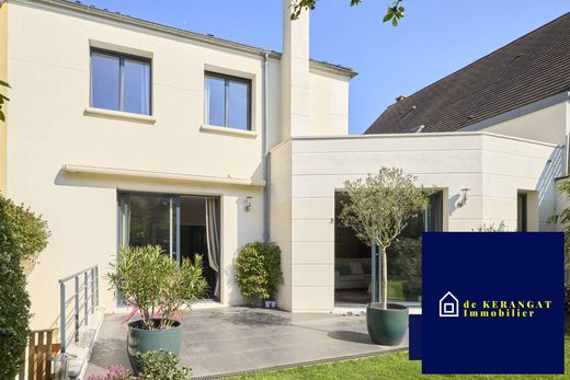 Luxury home in Châtillon, Hauts-de-Seine
