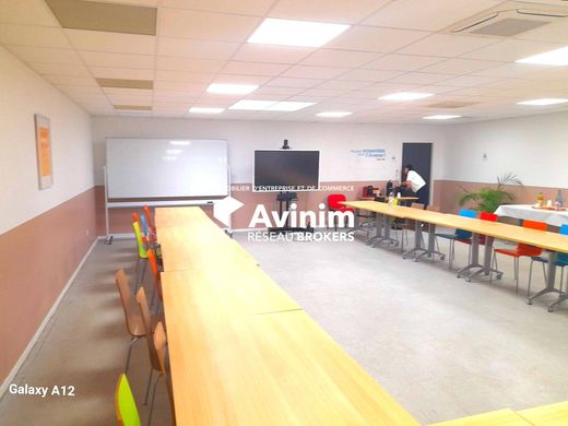 Oficina en Saint-Jean-le-Blanc, Loiret