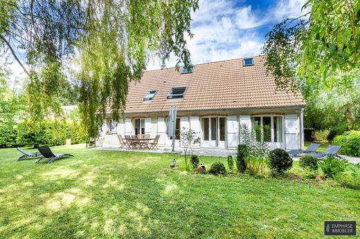 Luxury home in Villennes-sur-Seine, Yvelines