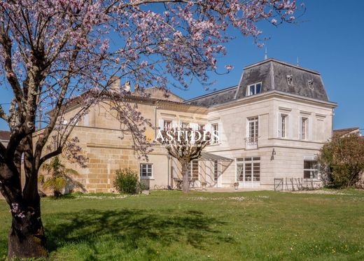 Luxury home in Libourne, Gironde