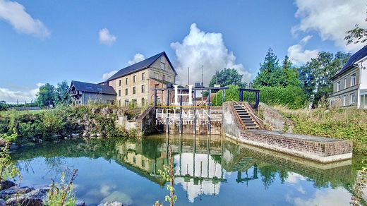 Recques-sur-Hem, Pas-de-Calaisの高級住宅