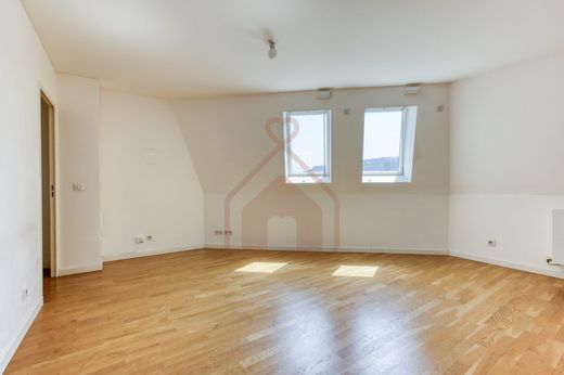 Piso / Apartamento en Le Kremlin-Bicêtre, Valle de Marne