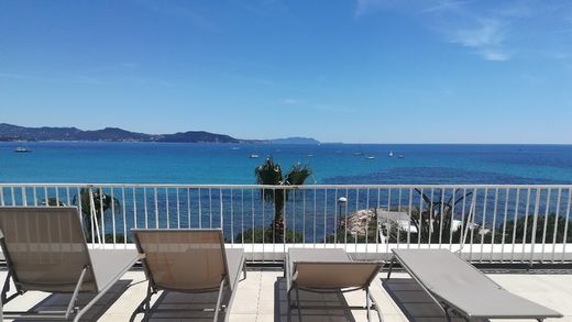 La Ciotat, Bouches-du-Rhôneのアパートメント