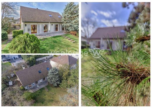 Luxury home in Andrésy, Yvelines
