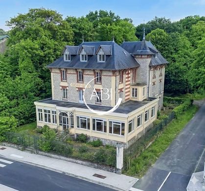 Luxus-Haus in Bagnoles-de-l'Orne, Orne