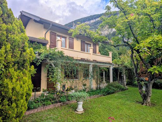 Luxury home in Étrembières, Haute-Savoie