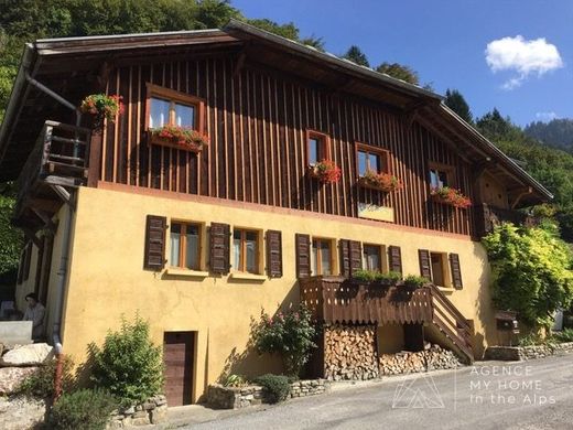 Luxus-Haus in Saint-Jean-d'Aulps, Haute-Savoie