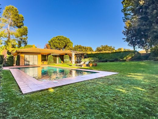Luxury home in Navata, Province of Girona