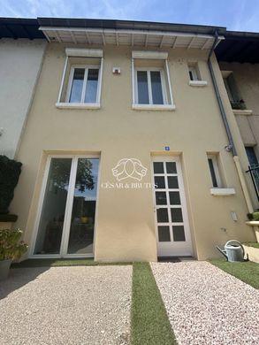 Luxury home in Villeurbanne, Rhône