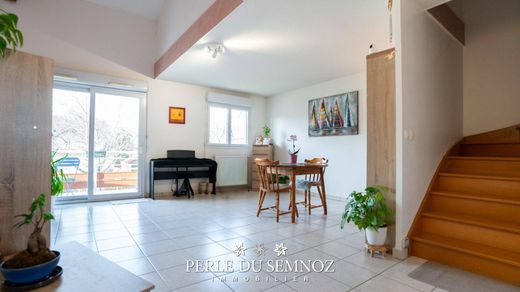 Appartement in Vieugy, Haute-Savoie