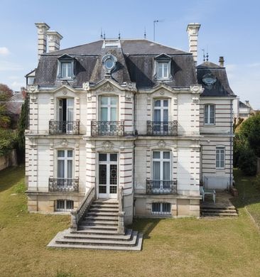Luxury home in Château-du-Loir, Sarthe
