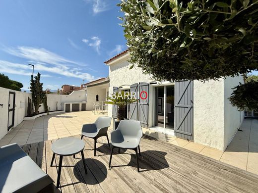Casa di lusso a Saint-Cyprien, Pirenei Orientali