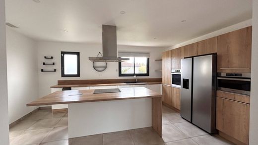 Casa di lusso a Canohès, Pirenei Orientali