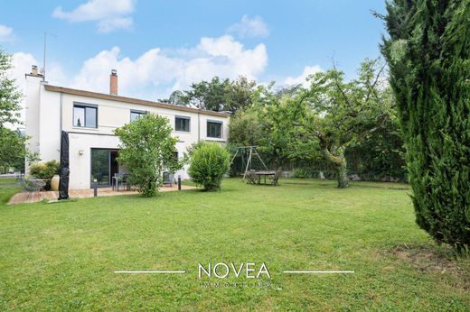 ‏בתי יוקרה ב  Fleurieu-sur-Saône, Rhône