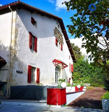 豪宅  Salies-de-Béarn, Pyrénées-Atlantiques