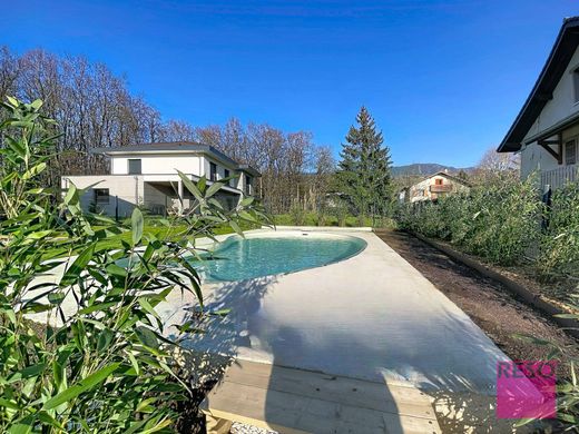 Maison de luxe à Cranves-Sales, Haute-Savoie