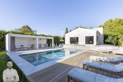 Luxury home in Salon-de-Provence, Bouches-du-Rhône