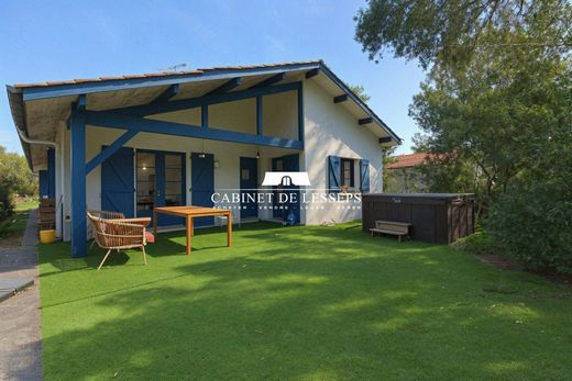 Luxury home in Capbreton, Landes