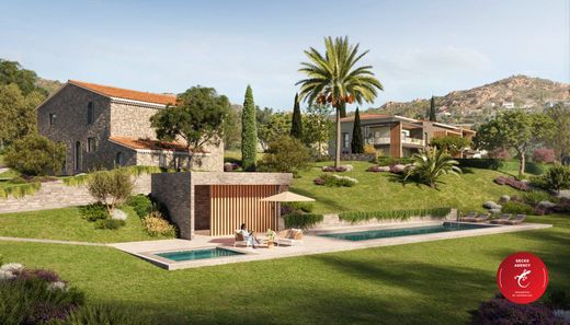 Saint-Raphaël, Varのアパートメント