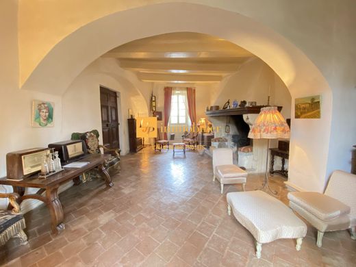 Luxury home in Liouc, Gard