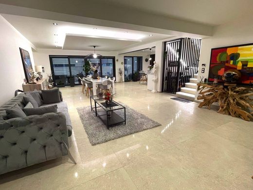 Casa di lusso a Augny, Mosella