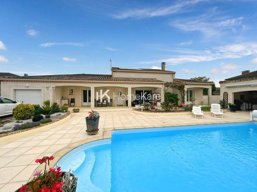 Luxury home in Fonsorbes, Upper Garonne